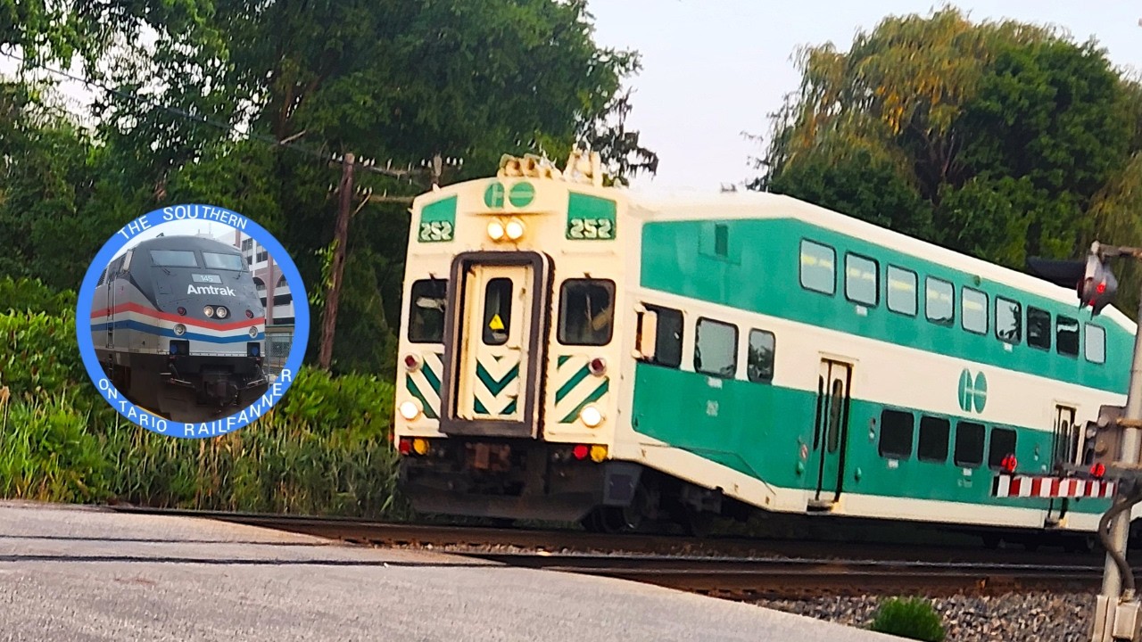 Old Cab Car 252! GO 2749 Passing through Ontario Street | 08/14/2025