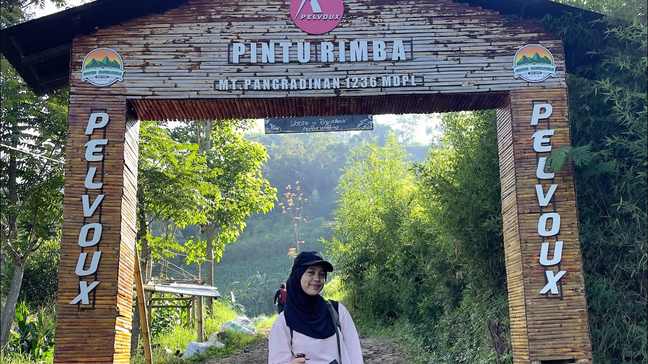 MUNCAK GUNUNG PANGRADINAN