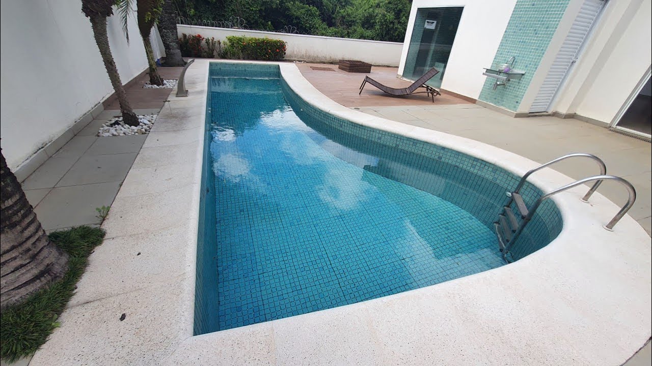Elegância contemporânea no Condomínio Reserva Santa — Jandira - Venda ou Locação