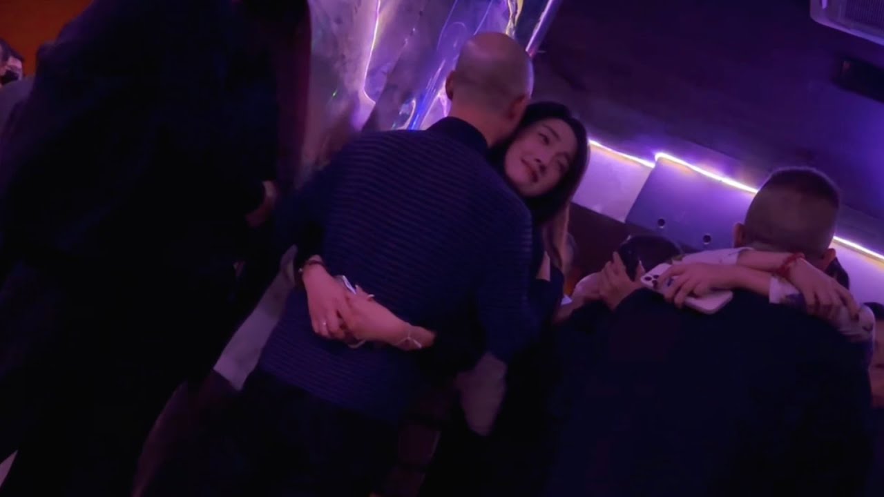 China's unique ballroom dance clubs 重庆海原舞厅