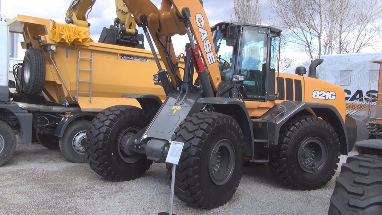 CASE 821G EVO Z-Bar Wheel Loader (2022) Exterior and Interior