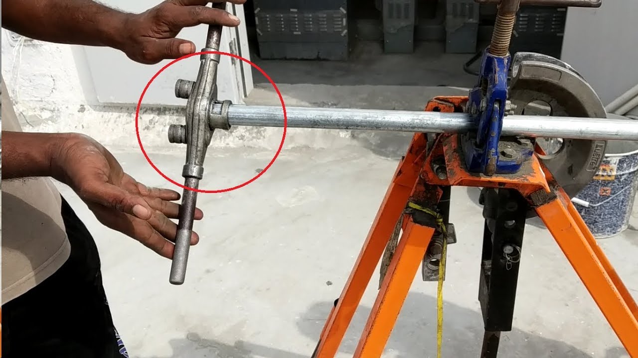 Making Threads on a GI Pipe practical work