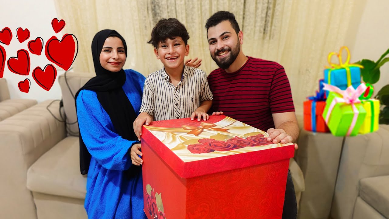 فاجئنا جود ابن اخويا في أكبر صندوق هدايا 🎁