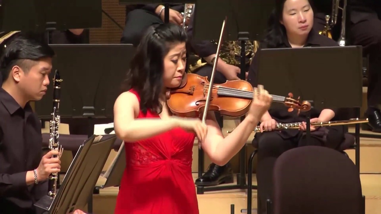 Violin Concerto No.1 in g minor, op.26 / Korea Wind Philharmony