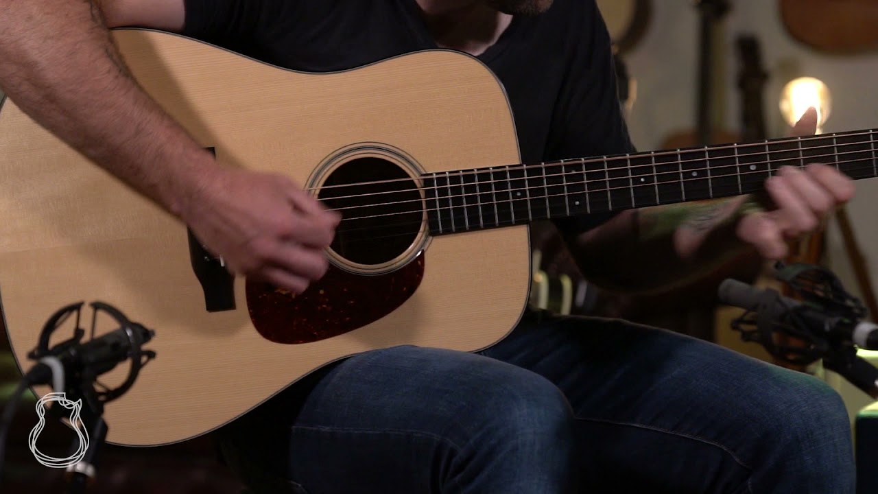 Collings D1, Sitka Spruce & Mahogany demo