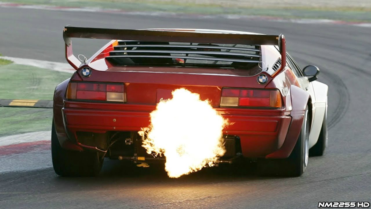 BMW M1 ProCar Straight-Six Engine Sounds! - Warm Up, Accelerations & Huge Flames!