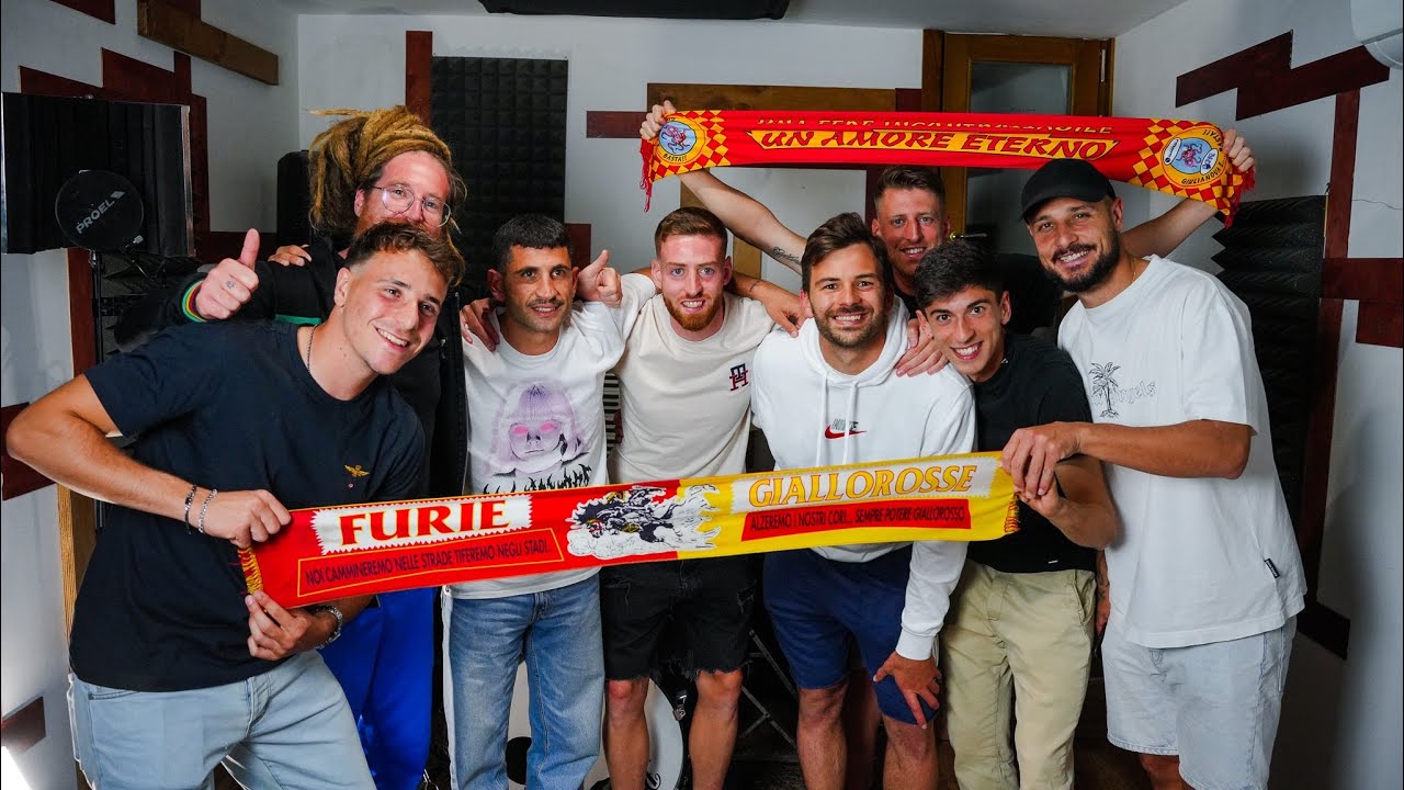 𝑨𝒍𝒃𝒂 𝑮𝒊𝒂𝒍𝒍𝒐 𝑹𝒐𝒔𝒔𝒂 di EnneRico , cantata dai ragazzi del Giulianova 💛♥️