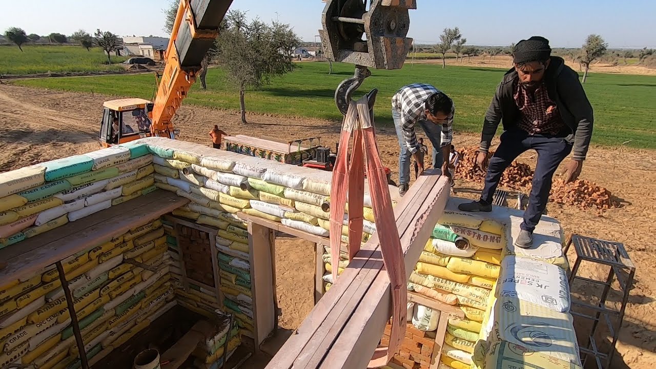 Making mud house in Thar Desert Rajasthan | #18 Stone Katla Roof with the help of a Crane