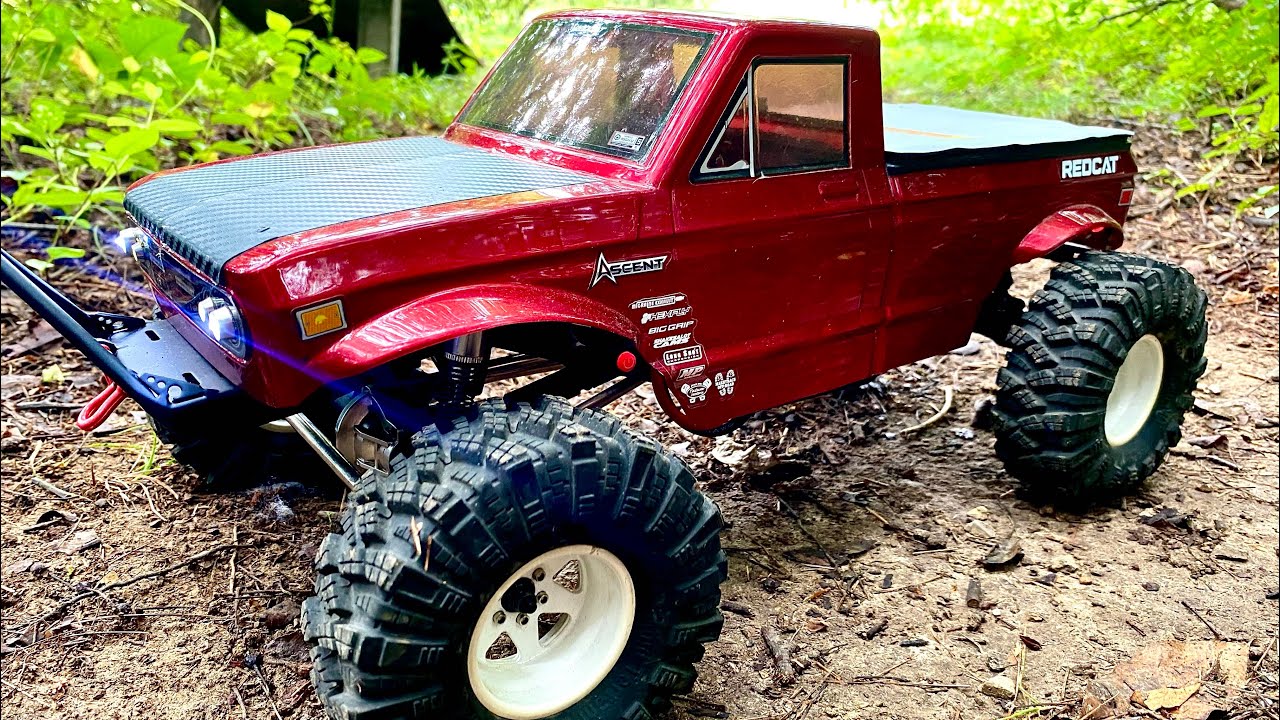 Redcat Ascent 10 with Hobbywing Axe, a beast of a trail rig/crawl machine! 