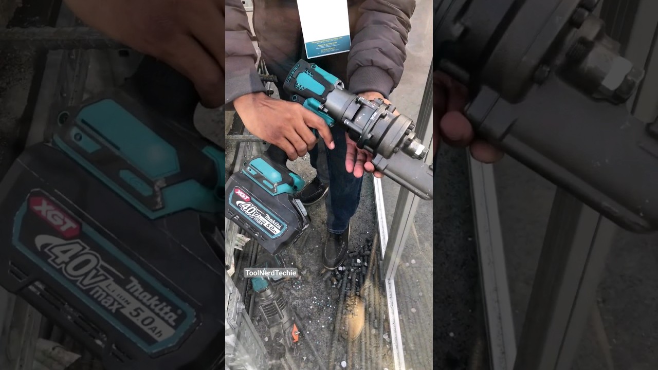 Cordless Rebar Cutter Rod Cutting Machine 🧰🪚 #shorts #rebarcutter #powertools #makita #construction