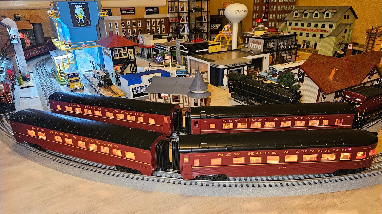New Hope & Ivyland Railroad 4-Car 60' Streamlined Passenger Set - MTH RailKing E-Z Catch Exclusive!