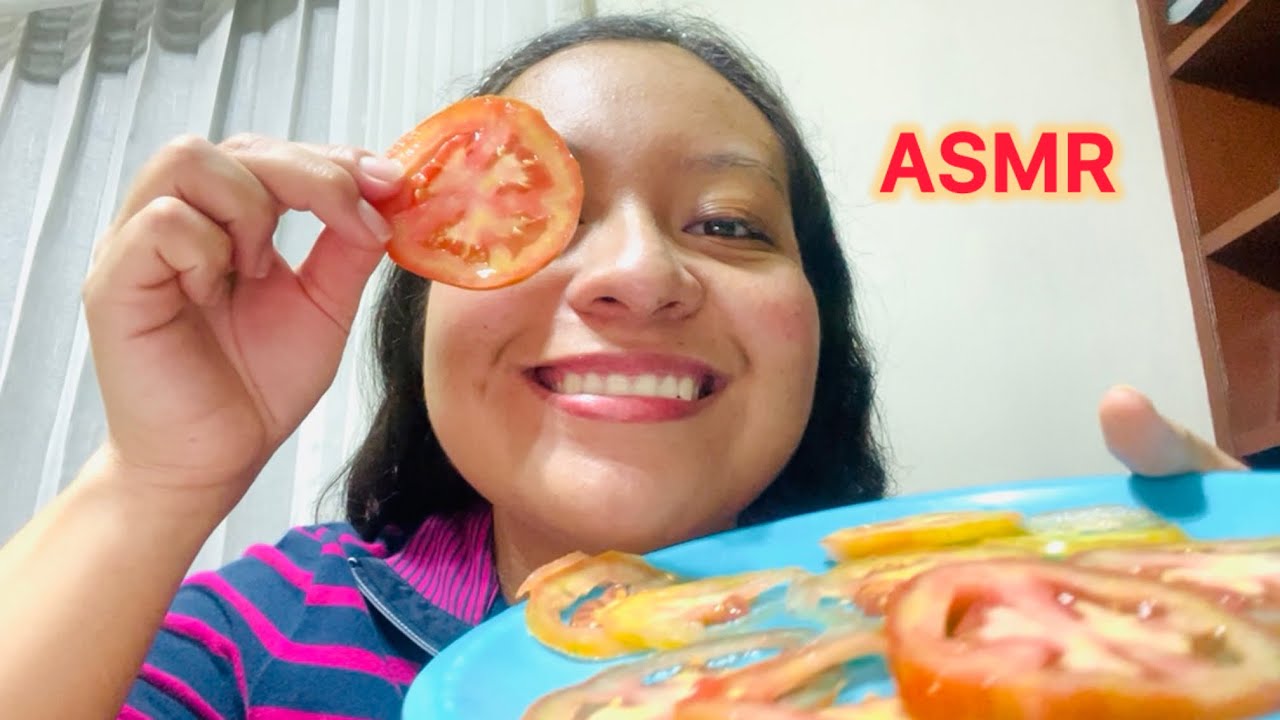 ASMR | Comiendo Tomate 🍅:)