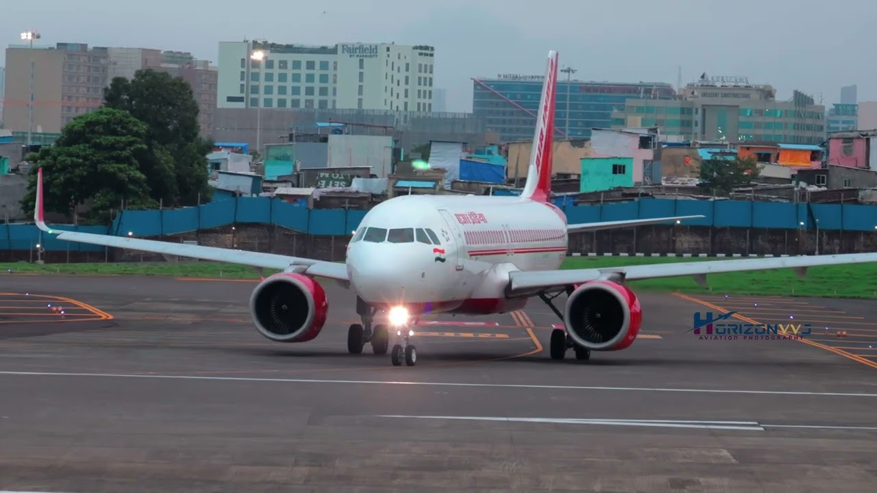 Mumbai India 🇮🇳 Plane Spotting Rush hour ! Close up Landing :Take off Plane Spotting MEGA Comp