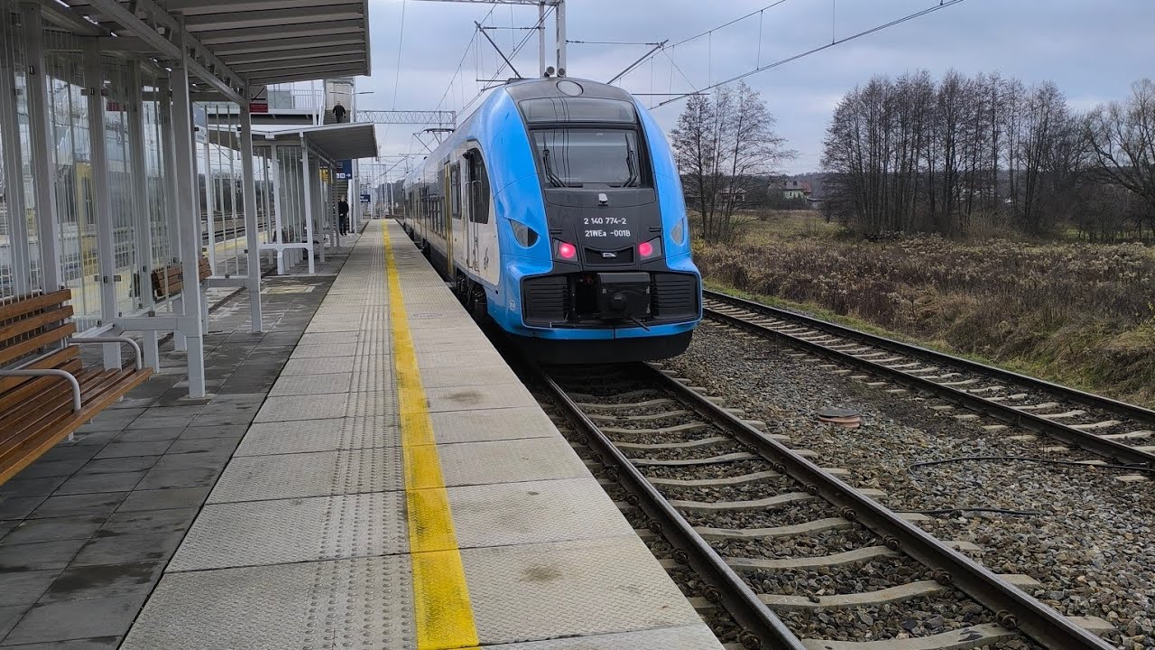 WIDOK Z OKNA POCIĄGU: KŚ S82 w dniu reaktywacji Trasa: Kalety - Chorzew Siemkowice 