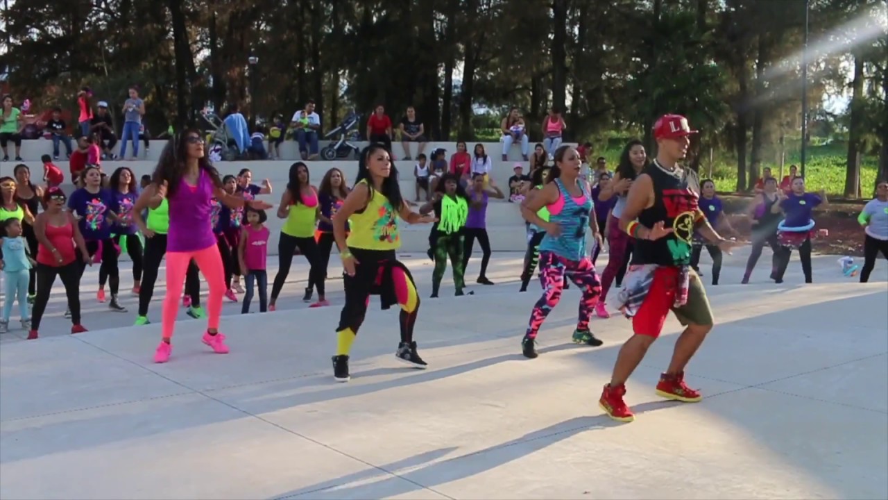 Nalga Colombiana / Zumba / Leo Lozano