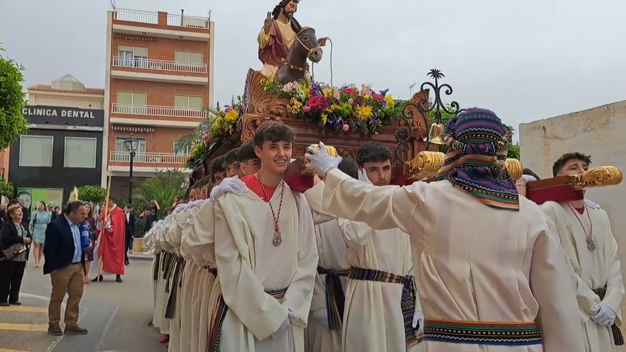 La Borrquita-Paso Colorao  Albox 2024. Giro por la Plaza de los Dolores.