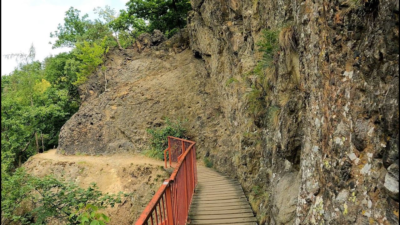 Jelenia pieszo 21 - Ścieżka Hochbergów wokół Zamku Książ