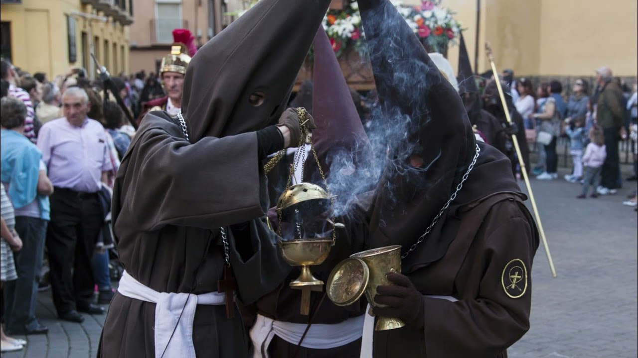 Momentos 2021 (Cofradía Santo Cristo del Perdón - León)