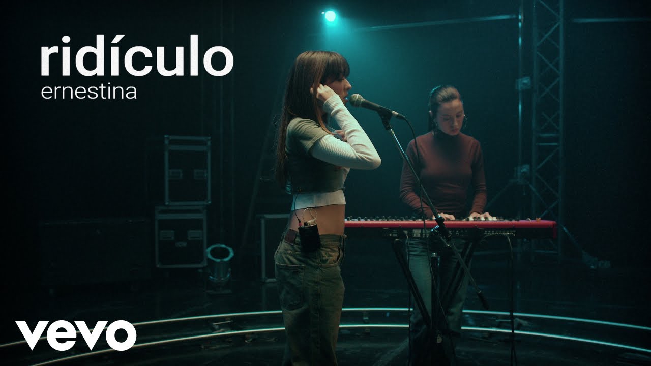 ERNES - rid&iacute;culo (Official Video)
