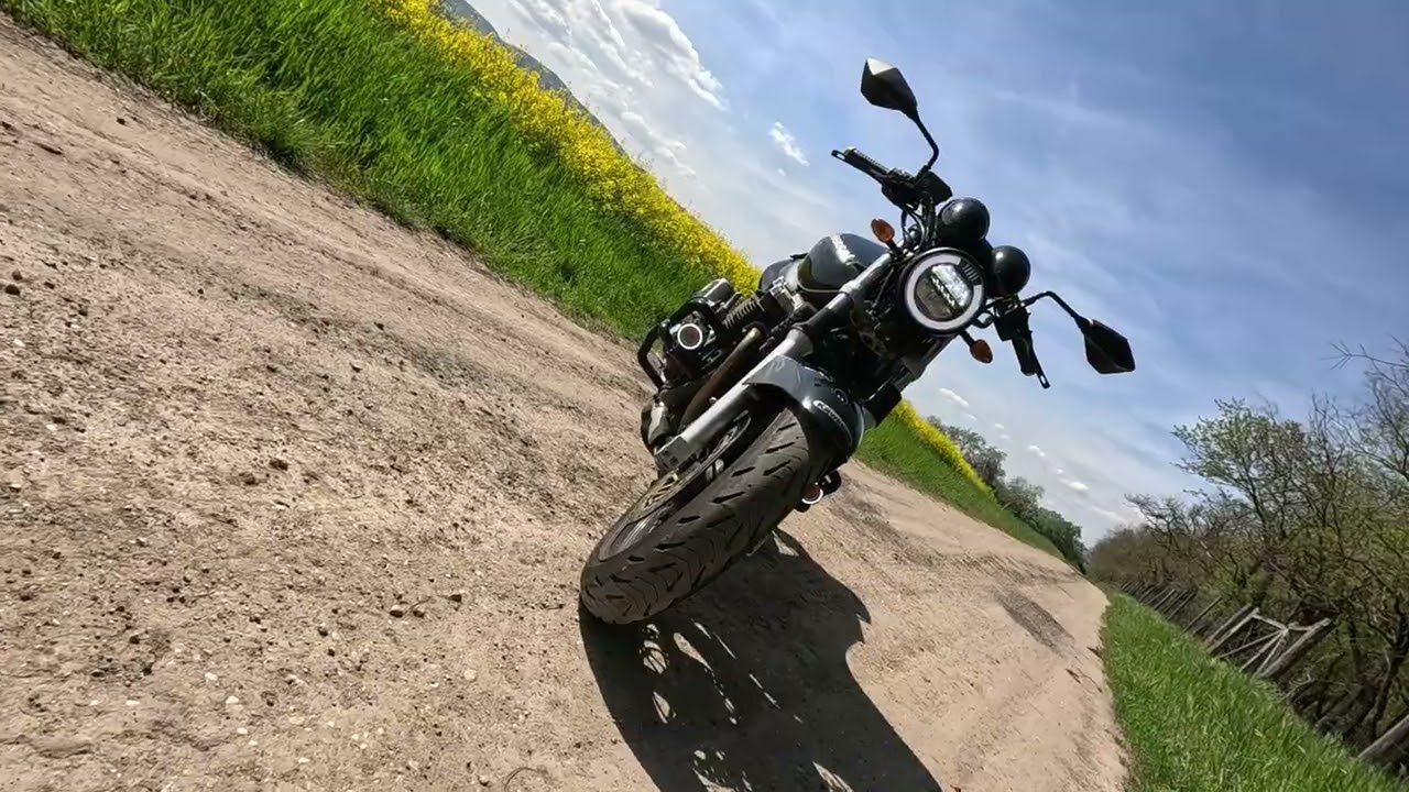 Kawasaki ZR7 headlight replacement