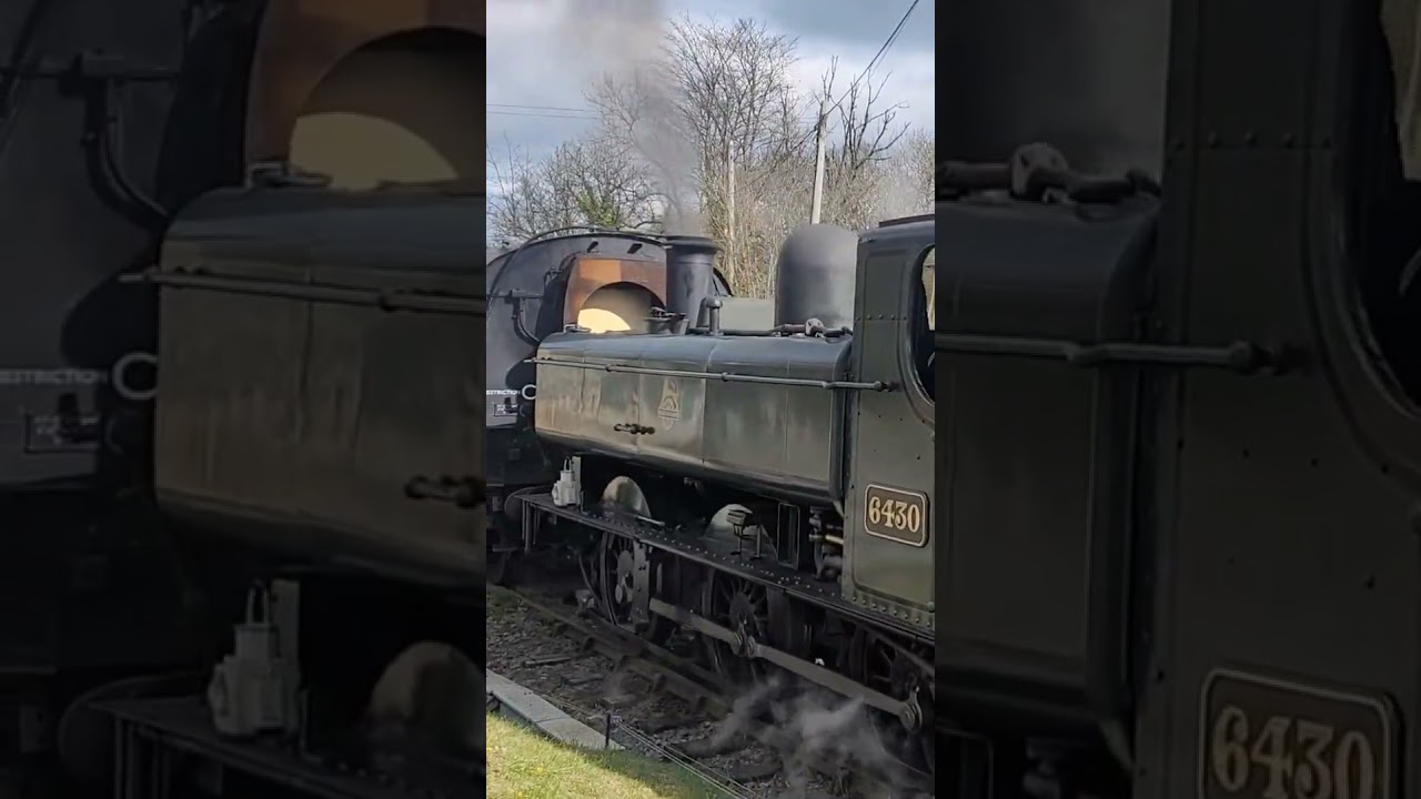 Top n Tail 6430+7812 depart Bronwydd Arms for Abergwilli Junction