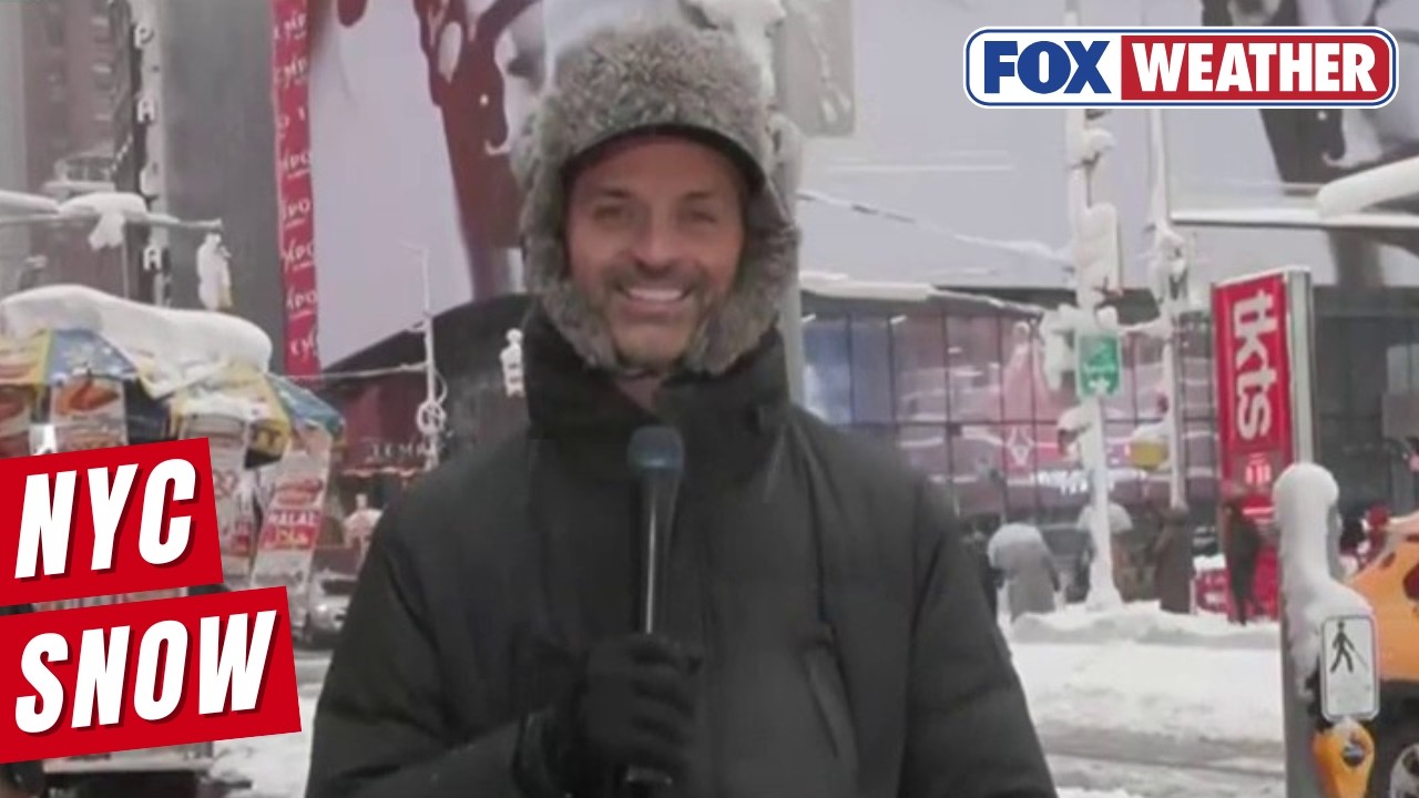 Intense Winter Storm Buries New York City