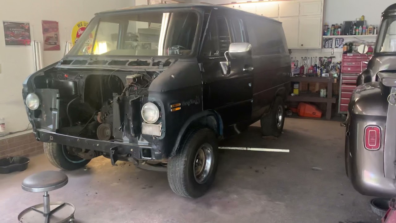1982 g10 Chevy van. Day 1 vacuuming out the rust in the back and preparing the motor