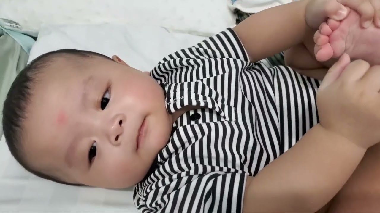 Documenting my child's childhood at 6 months old #ytangan #babycute #cutebaby #ivf #ivfbaby #cute