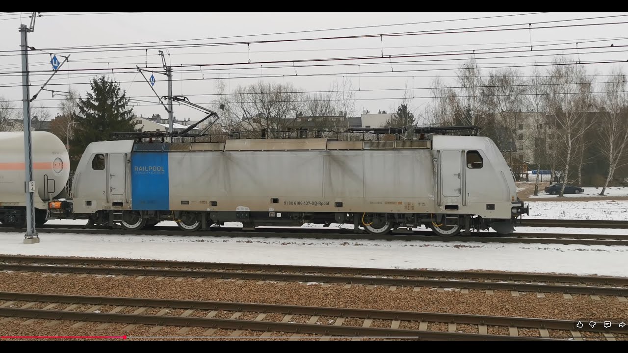 Traxx E186 437 Railpool z gazówkami