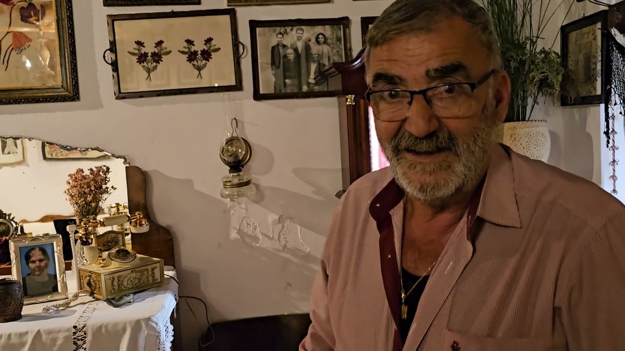 Το σπίτι του Πολιου  στο χωριό Αστέρι Ρεθύμνου. Απλά απολαύστε τον Γιώργη που μας ξεναγεί