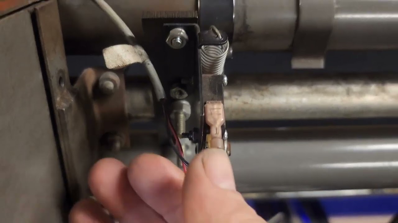 Brunswick A2 Pinsetter - Intermittant No Score With Vector Plus Scoring System.