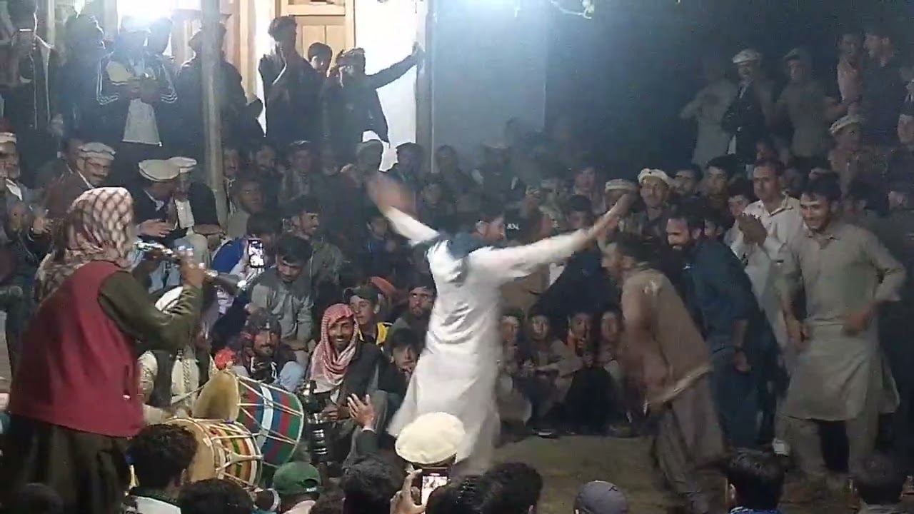||Chitrali Doll Music Cultural Program at Parsan|| |Pin Alghaniwar|| |Ayaz Ustaz And Groups|