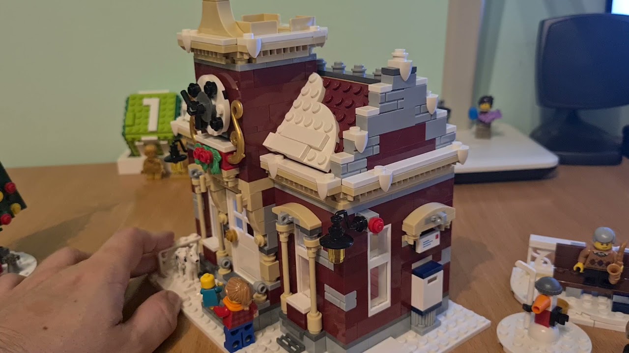 Custom Lego Reviews #16 - Winter Town Hall (10263 alternative)