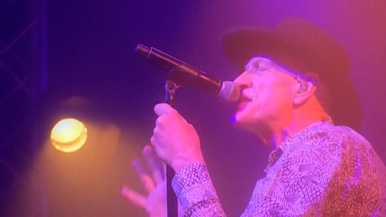 Midnight Oil - Koala Sprint (Oils at the Reef / 2017)
