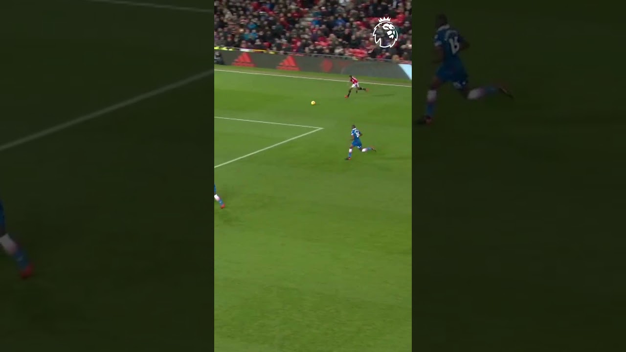 Smart save from Butland vs Rashford & Man Utd