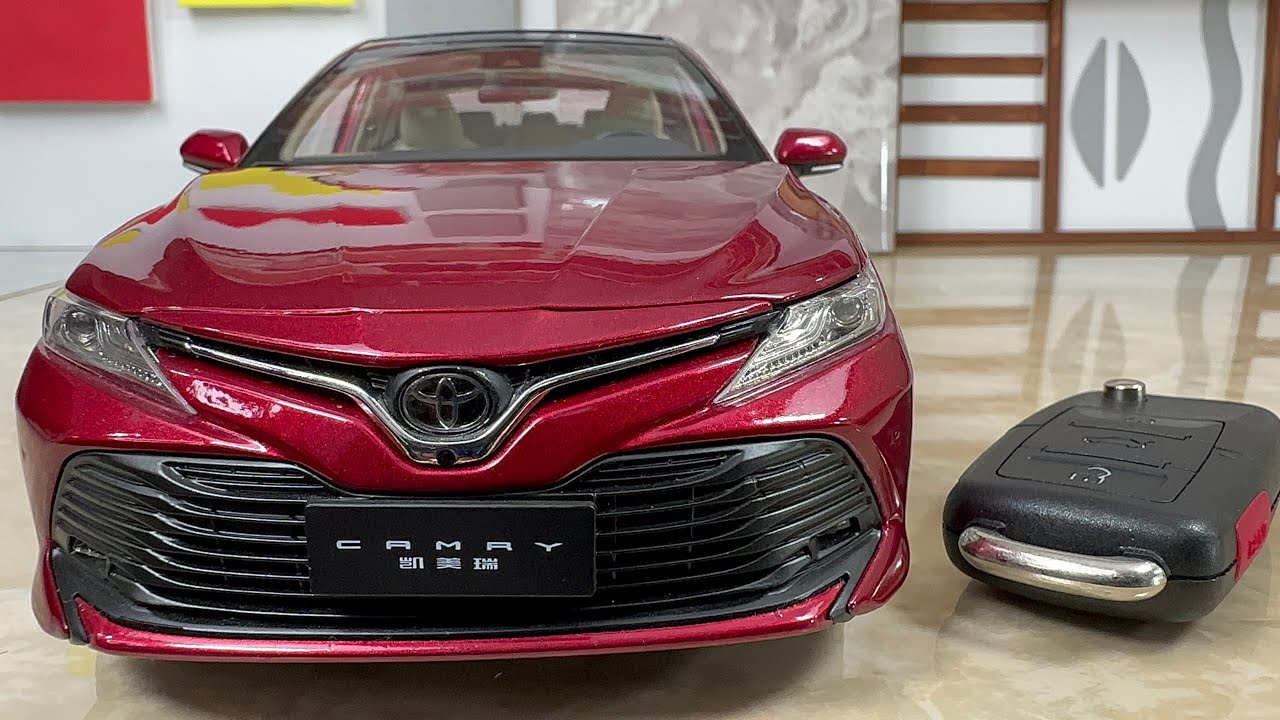 2020 TOYOTA CAMRY XLE 1:18 Scale (💖 Super Realistic Diecast ) DEALER EDITION Review by Model Car
