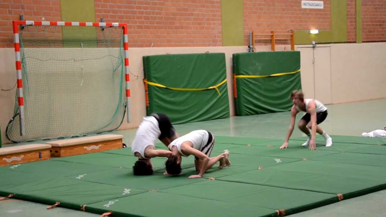 Akrobatik ( Prüfung 2 )