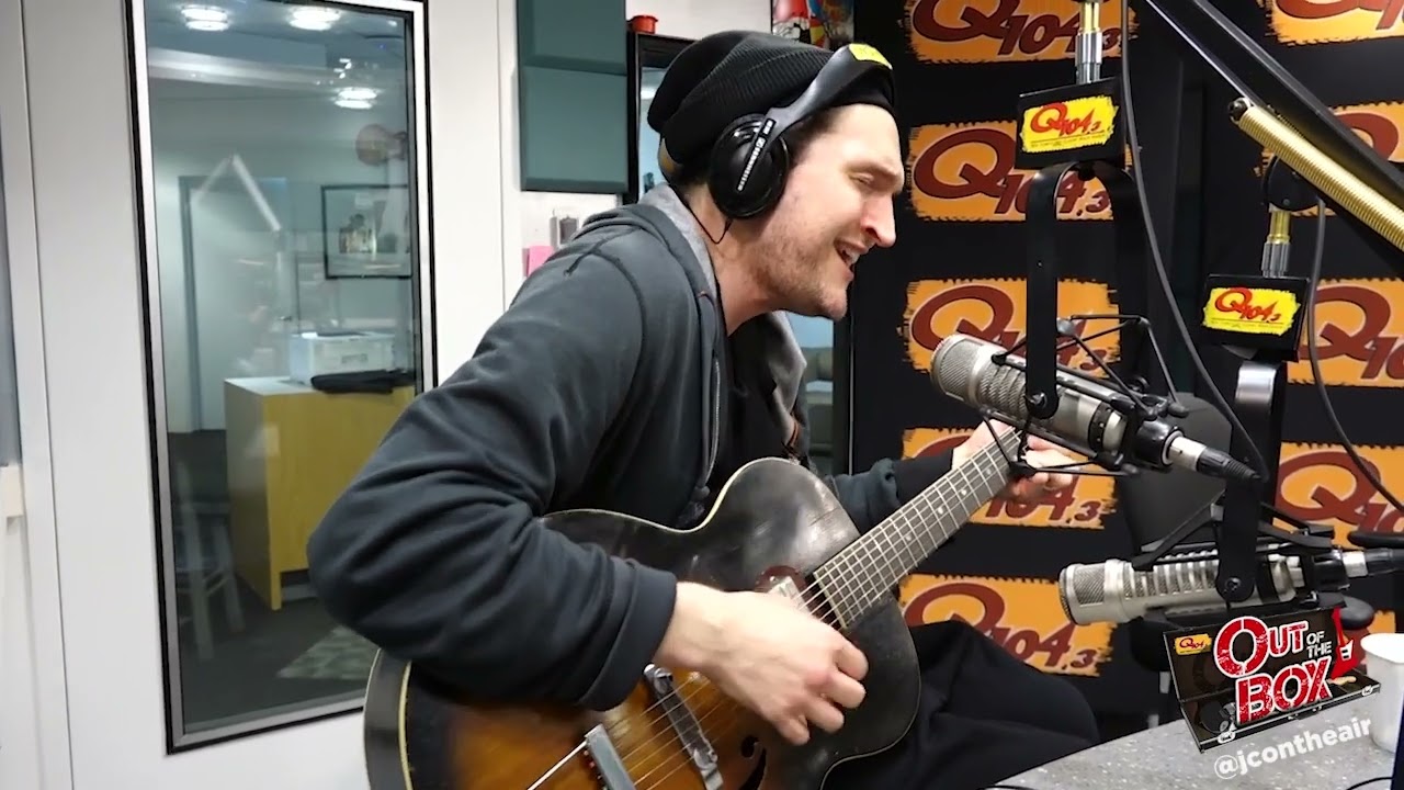 Josh Klinghoffer Performs Pluralone's 
