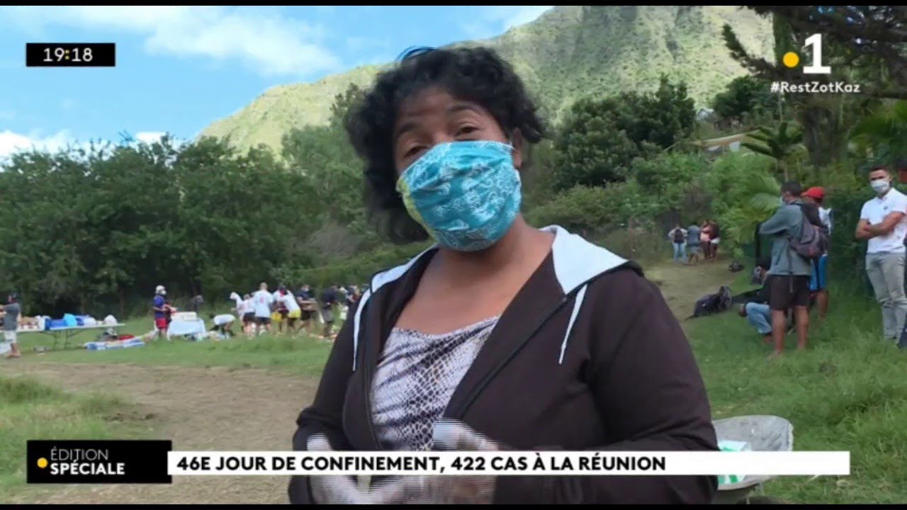 Opération de solidarité pour ravitailler par hélicoptère les habitants d’Aurère à Mafate