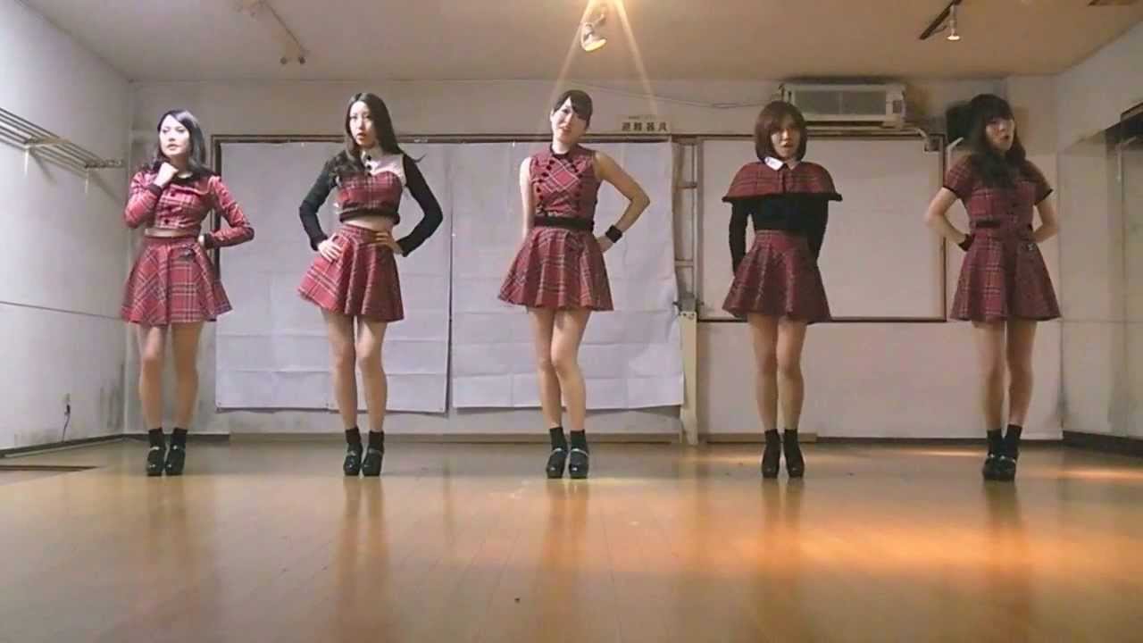 KARA フレンチキス French Kiss dance cover by Coen Sisters