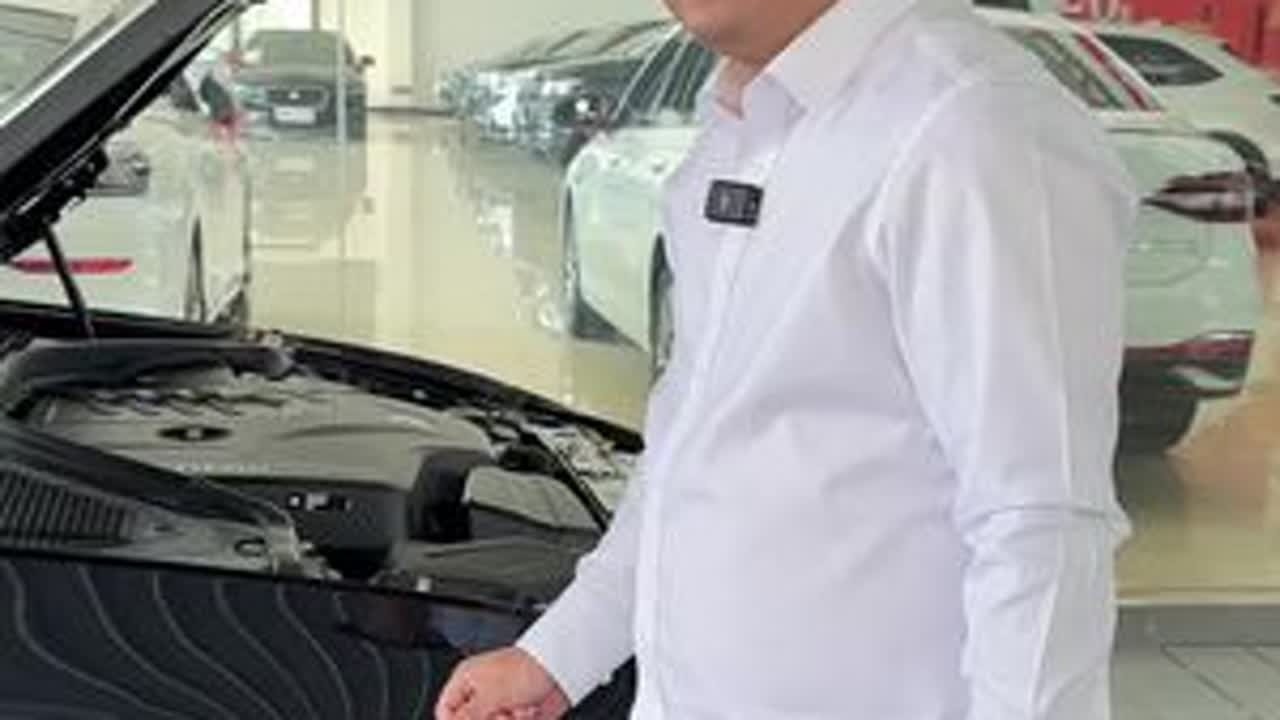 嘿我一跳！差点以为整个粑粑给我吃了！ #华歌二手车#贵阳二手车