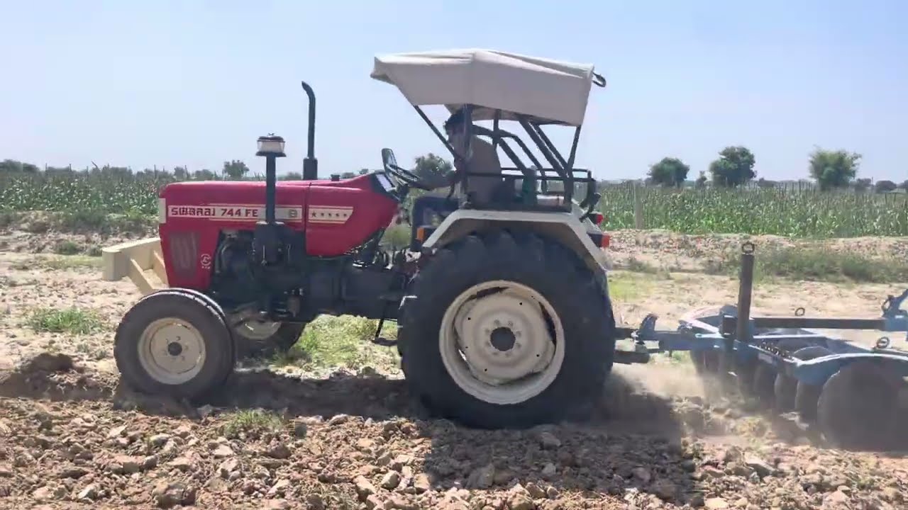 Swaraj 744 FE tavi me #swaraj744fetavime #jakhadfarmernirvana #agriculture #tractorvideo 