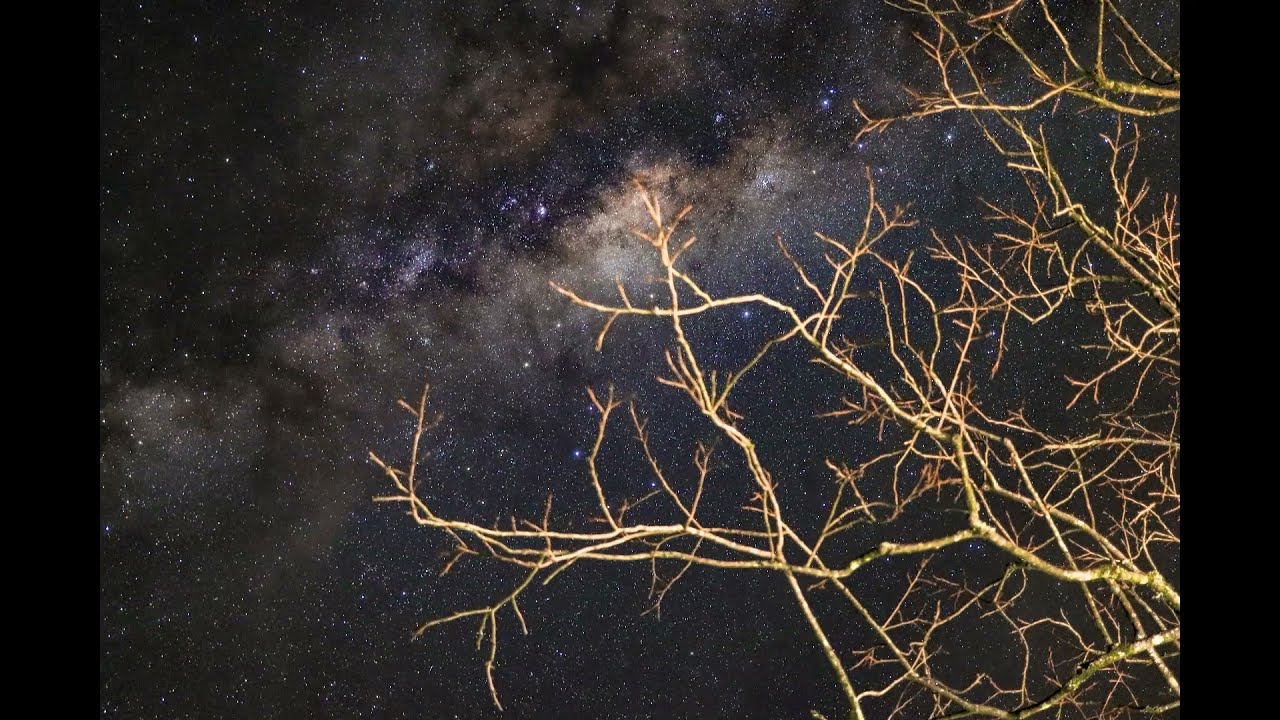 Timelapse Via L&aacute;ctea Lente 24mm Canon Sl2 astrophotography