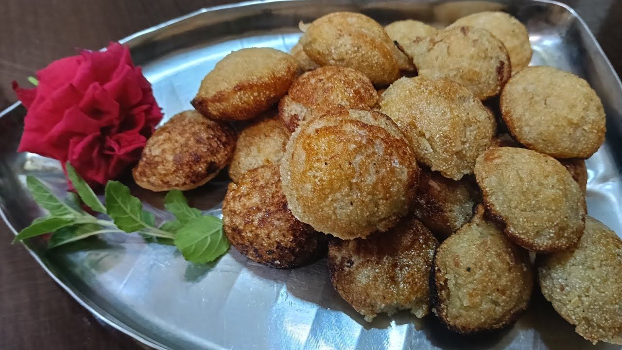 Ravyache sweet Appe/instant sweet Rava Appe