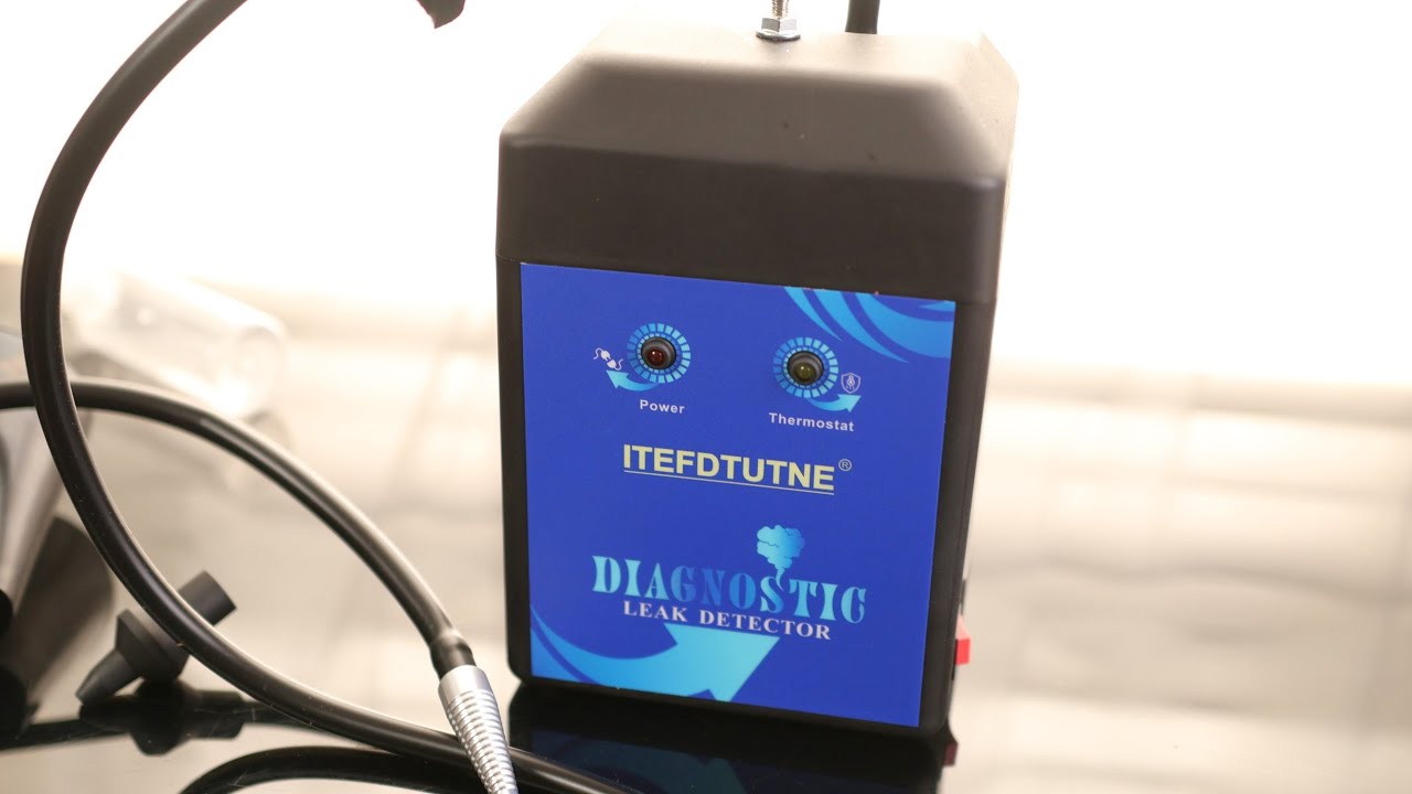 Automotive Smoke Machine Built-in Air Pump, Evap Smoke Machine Leak Tester,19-23 PSI Auto Fuel Pipe
