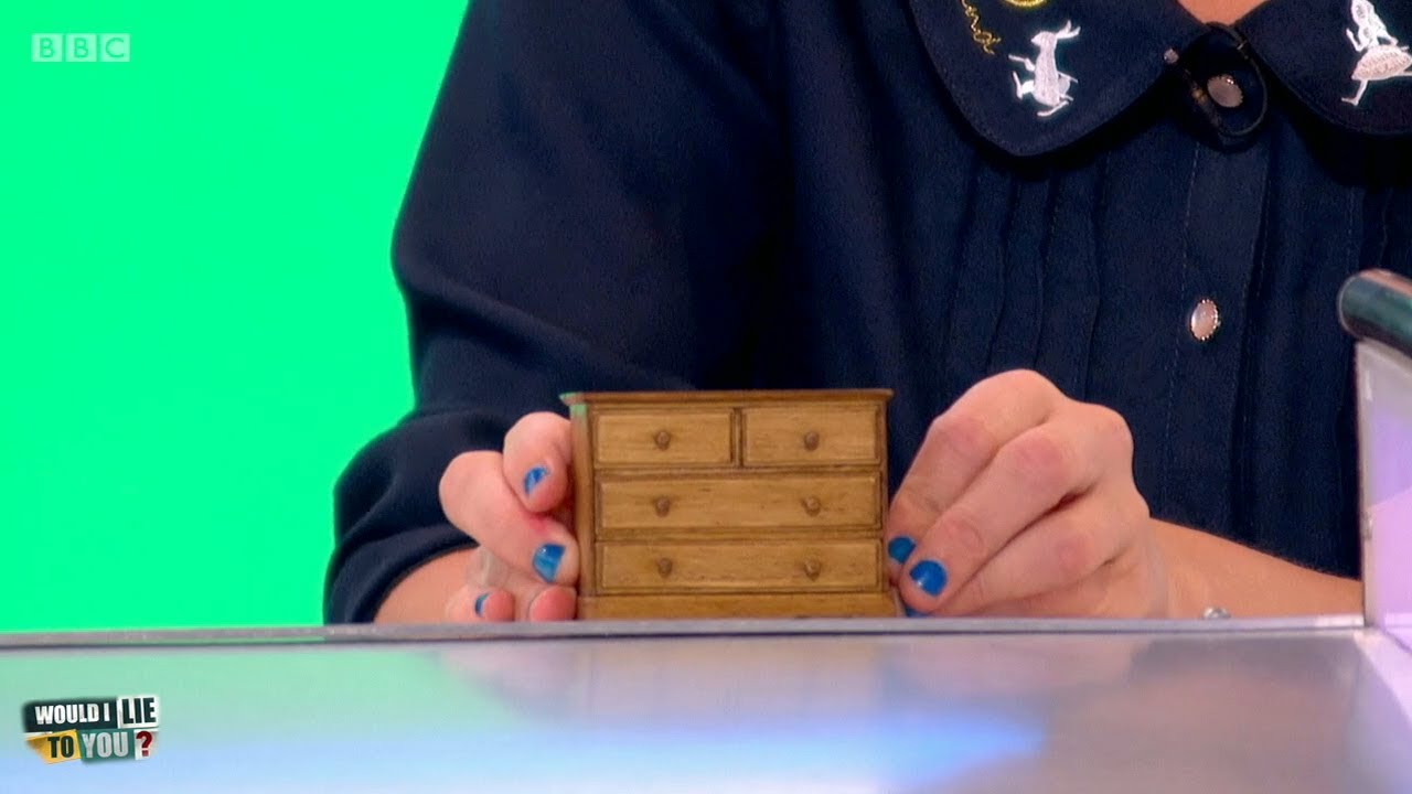 Sara Pascoe's chest of drawers - Would I Lie to You? [HD][CC]