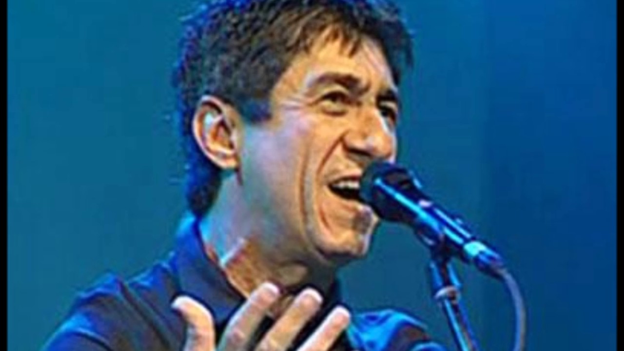Fagner interpreta Motivo (Eu Canto)
