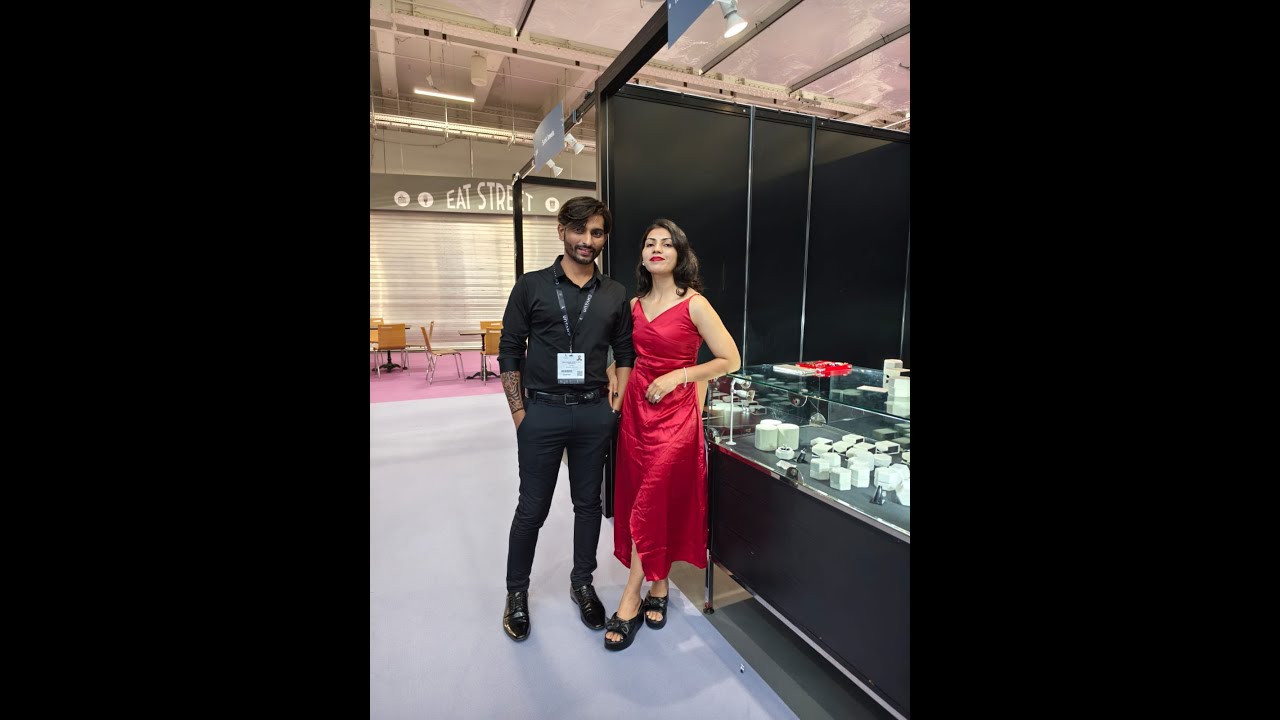 1st day in JS JEWELRY SHOW IN UK