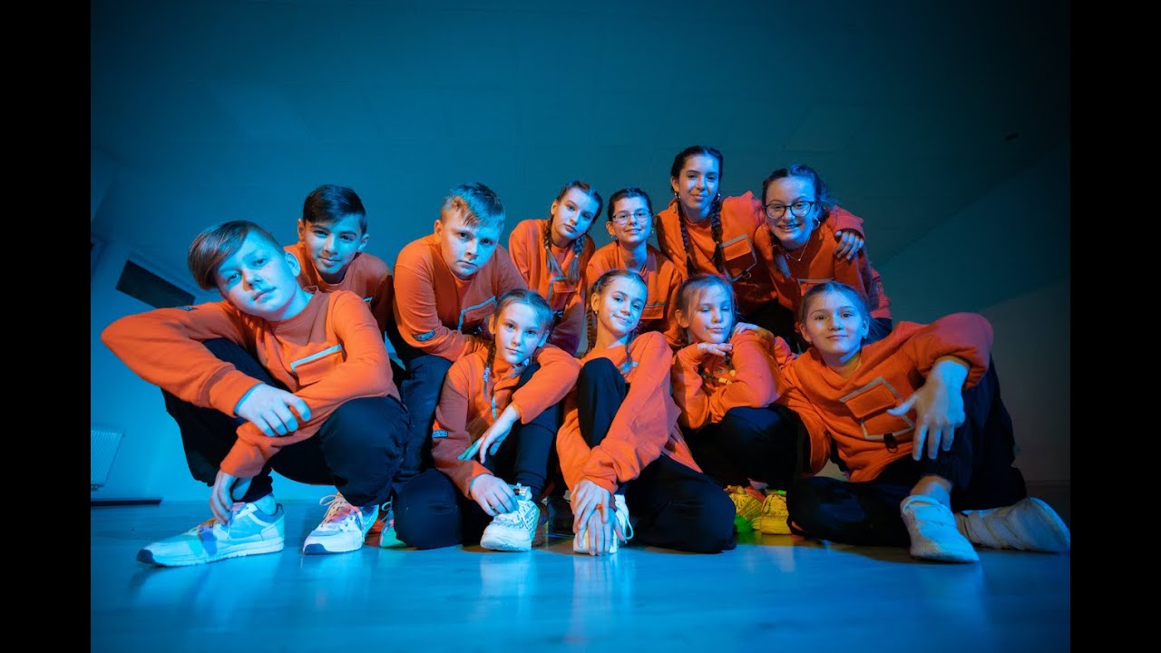 Missy Fellaz Panthers | Two feet