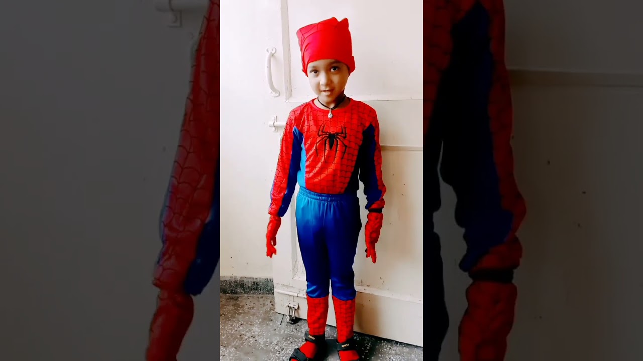 fancy dress competition Spider-Man  🕸️🕸️🕷️🕷️🦹&zwj;♀️🦹&zwj;♀️